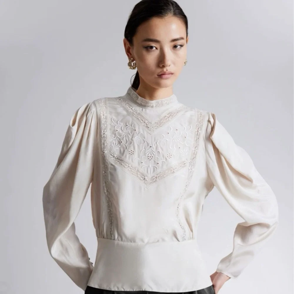 &OtherStories Elegant Embroidered Puff-Sleeve Cream Women's Top (Size XS) - Picture 3 of 6